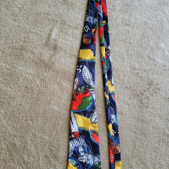 Christian Armand football tie​ - Picture 4 of 10